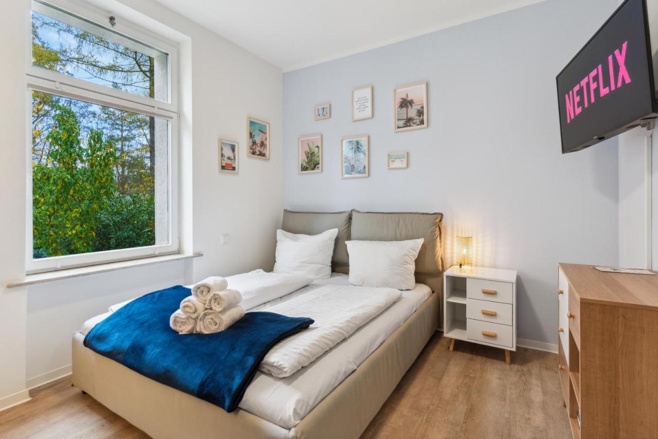 Vorstadtoase - 2 Personen - Eichwalde, Naehe Ber - Queensize-Bett, Netflix, Parken Exteriör bild